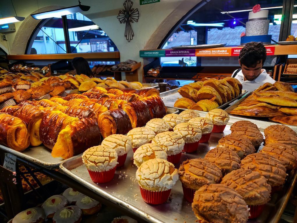 Una tradicional panadería, Tecate